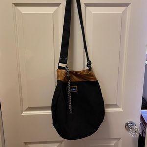 Kavu crossbody